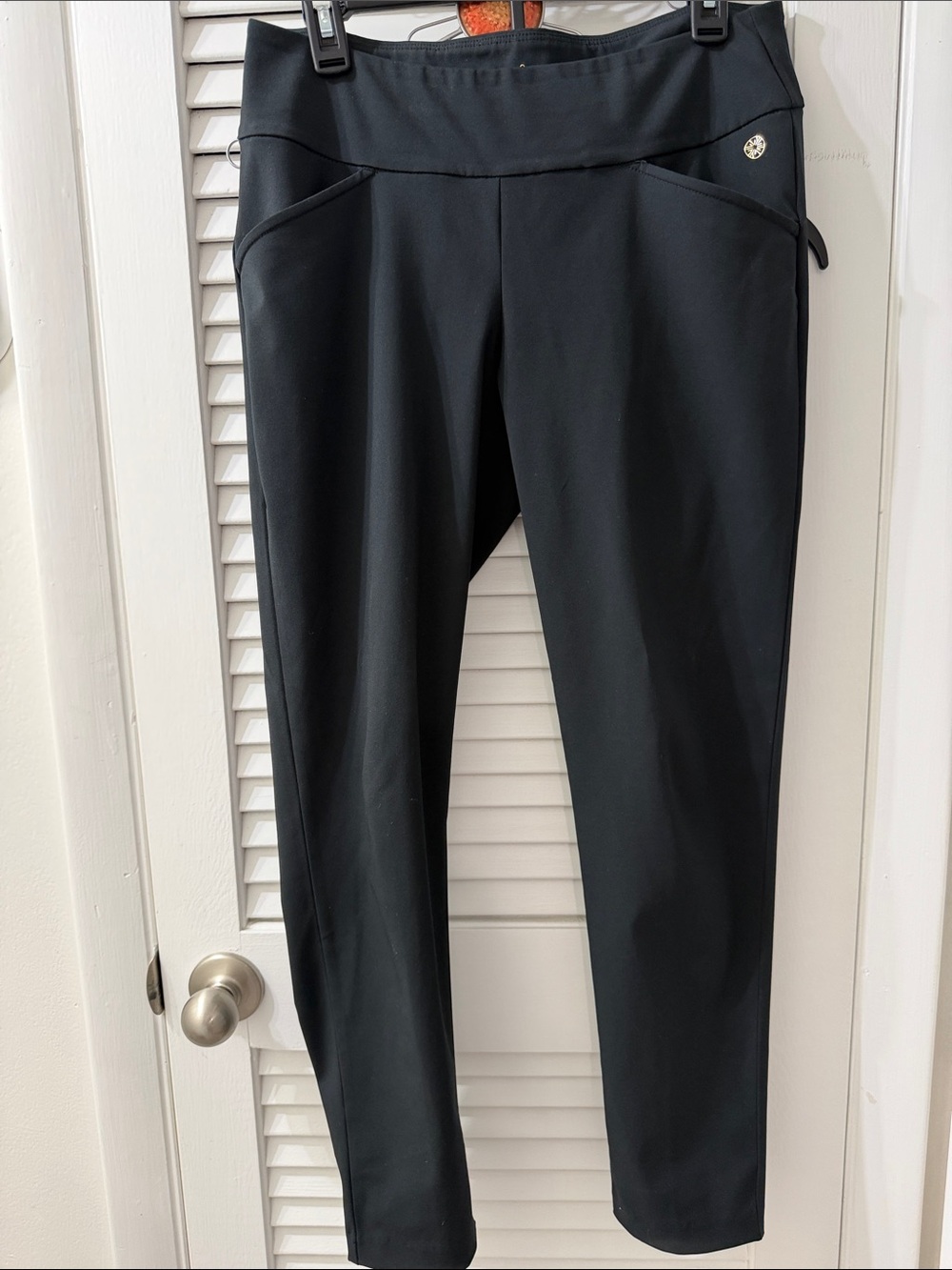 Lilly Pulitzer Luxletic Black Women's Ponte Pull-On Pants, size 6